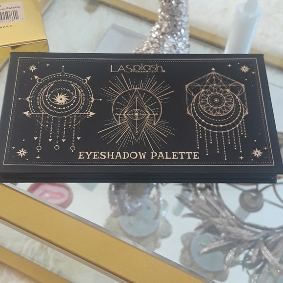 LA splash cosmetics magic eyeshadow palette - Picture 4 of 6